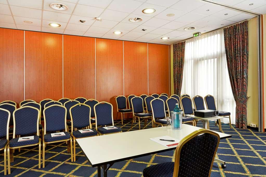 H+ Hotel Хановер Съоръжения снимка