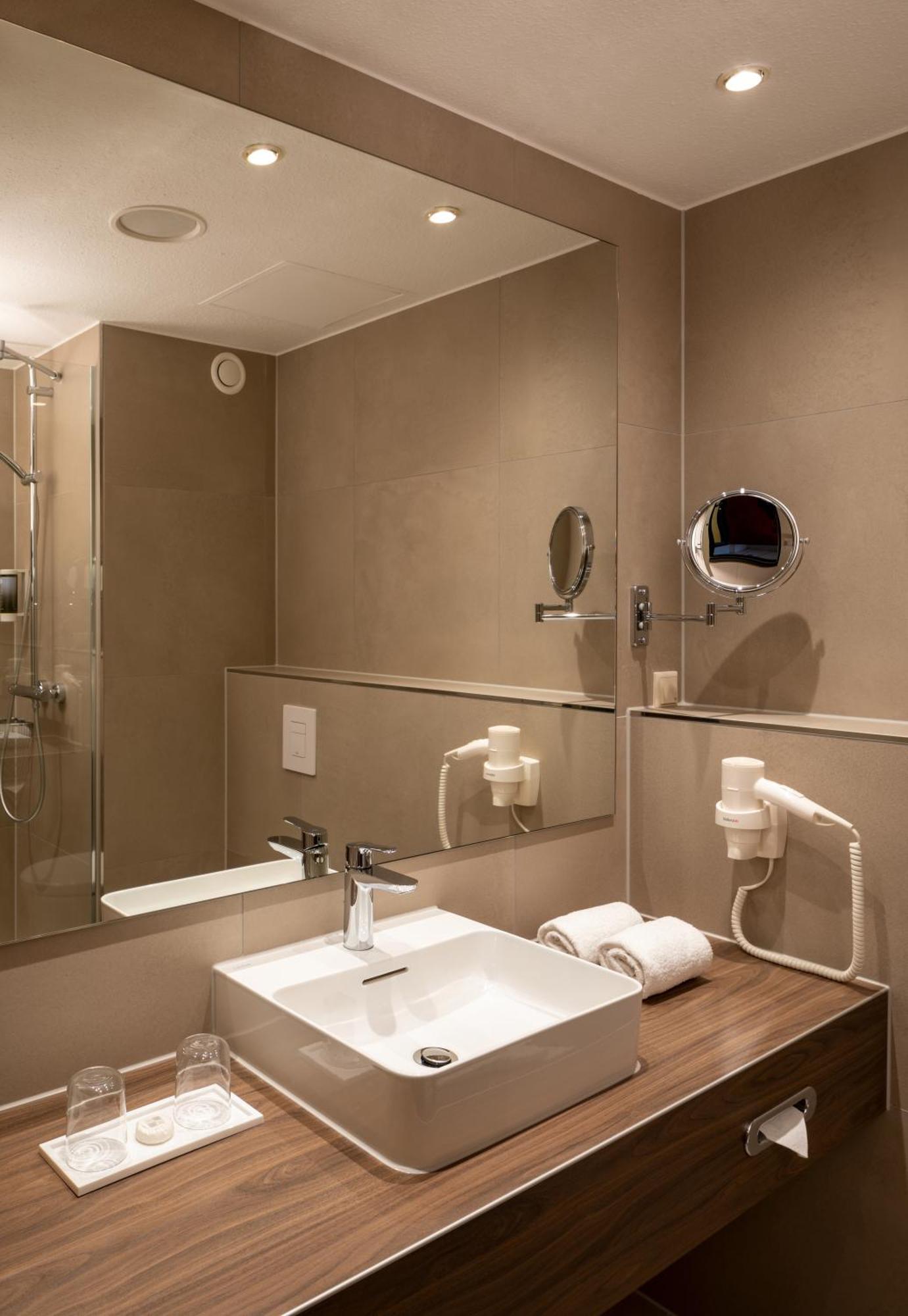 H+ Hotel Хановер Екстериор снимка