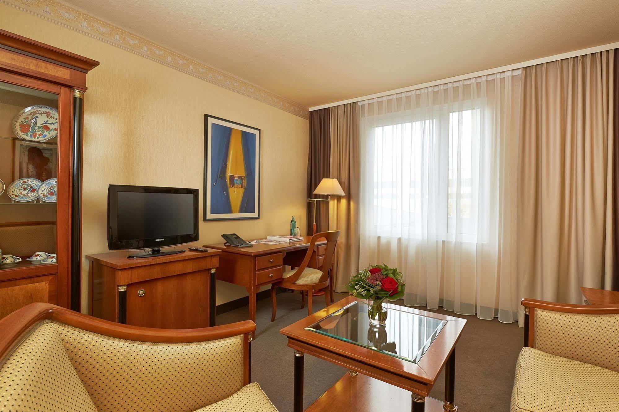 H+ Hotel Хановер Екстериор снимка