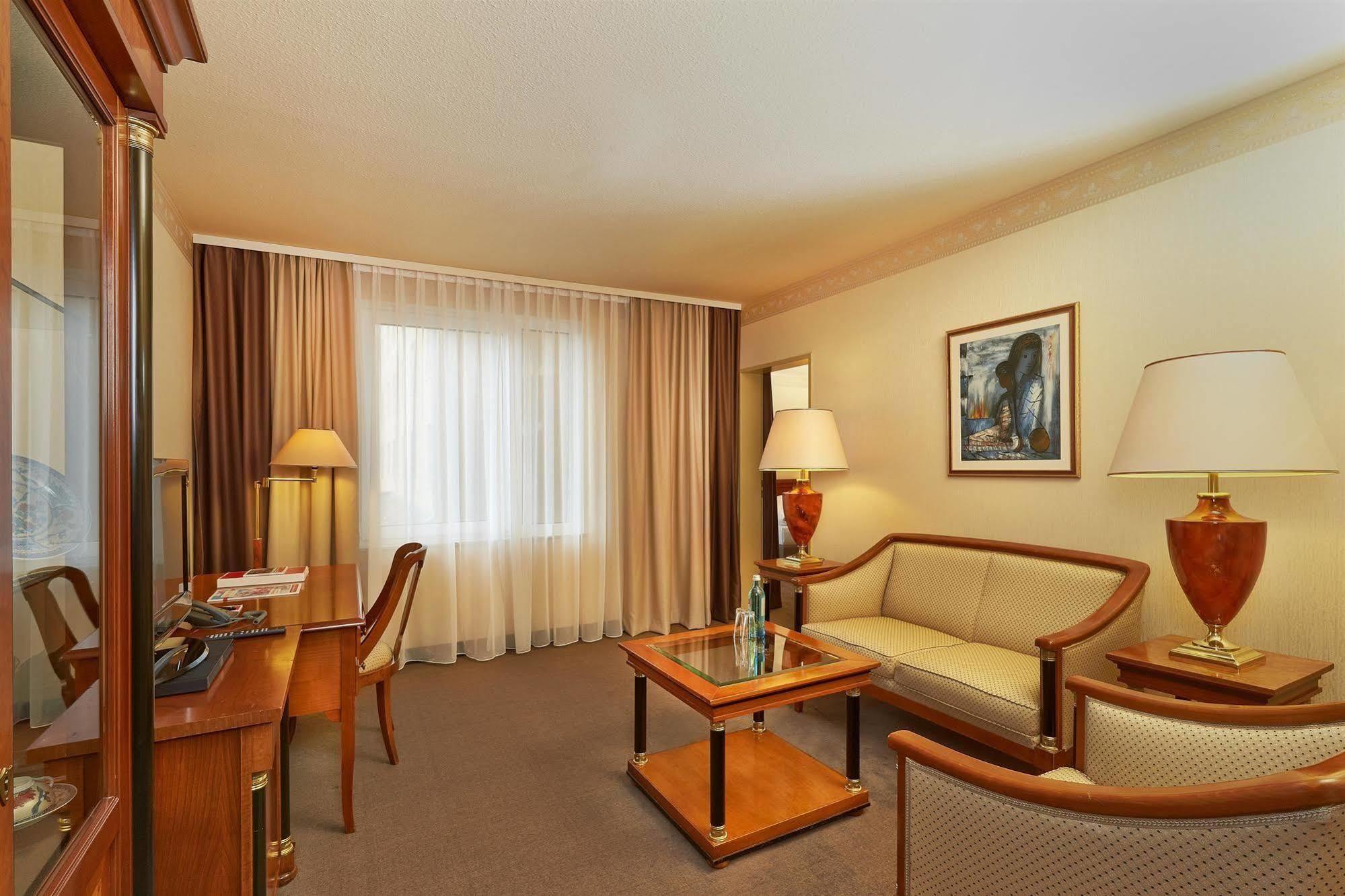 H+ Hotel Хановер Екстериор снимка