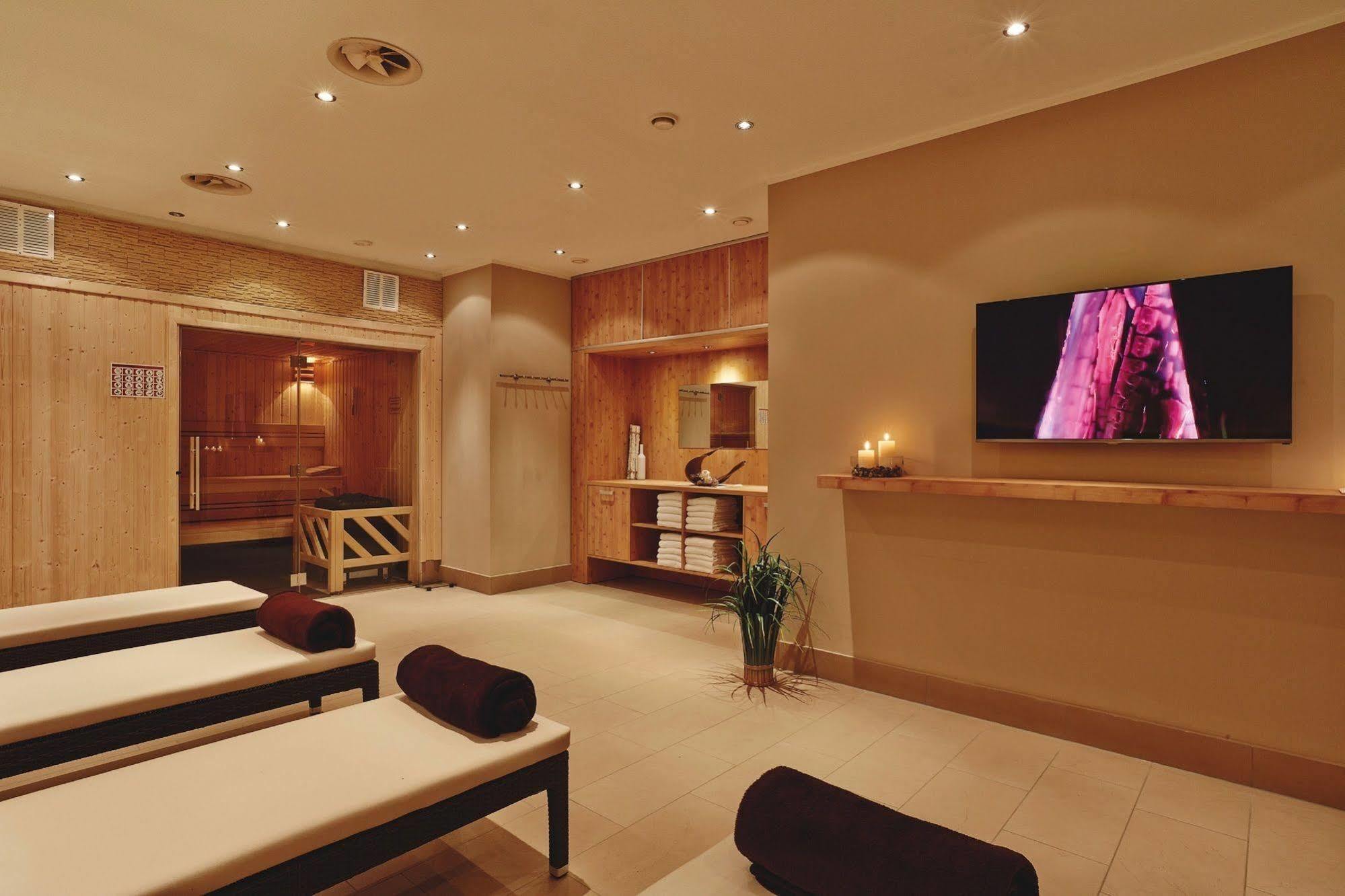 H+ Hotel Хановер Екстериор снимка