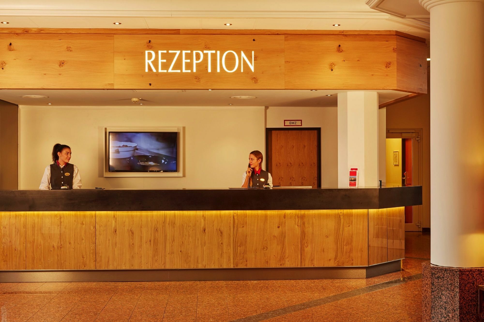 H+ Hotel Хановер Екстериор снимка